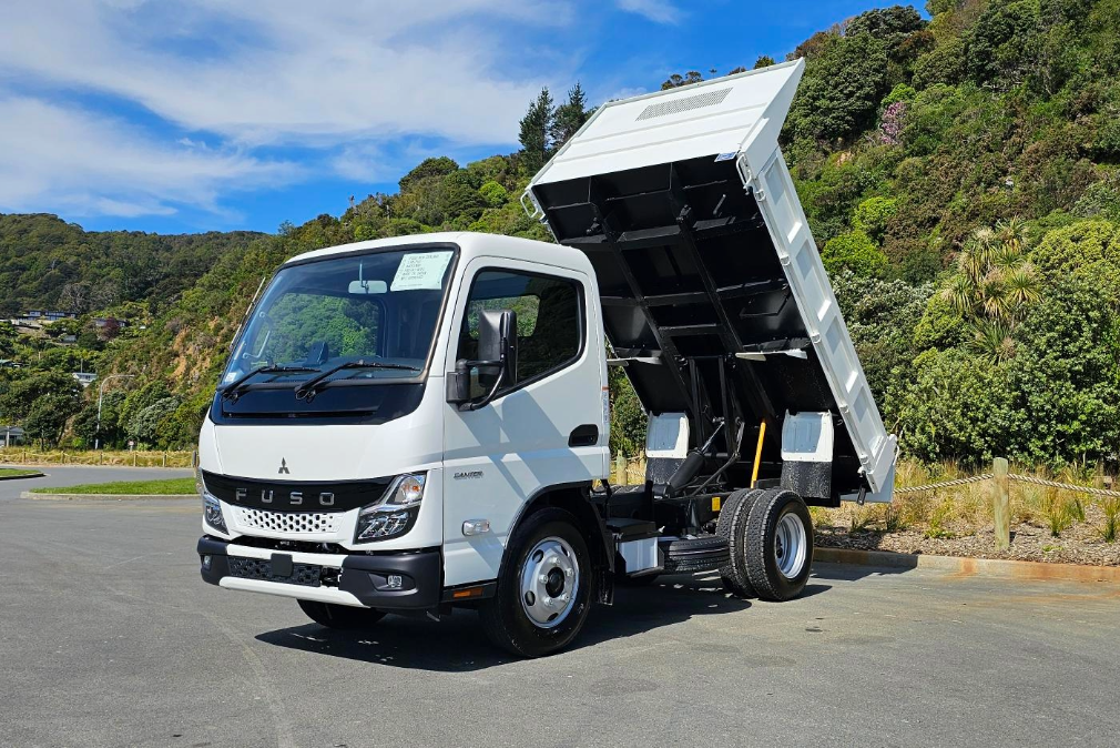 ***ALL NEW*** 2025 FUSO Canter 616T City Tipper Facelift 