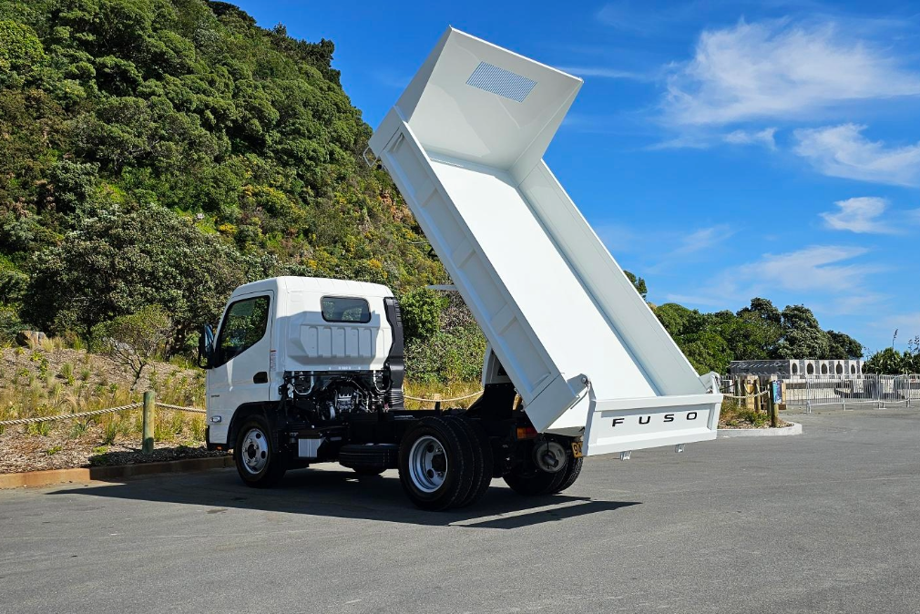 ***ALL NEW*** 2025 FUSO Canter 616T City Tipper Facelift 