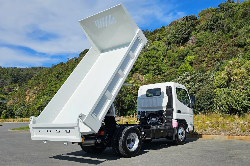 ***ALL NEW*** 2024 FUSO Canter 616T City Tipper Facelift 