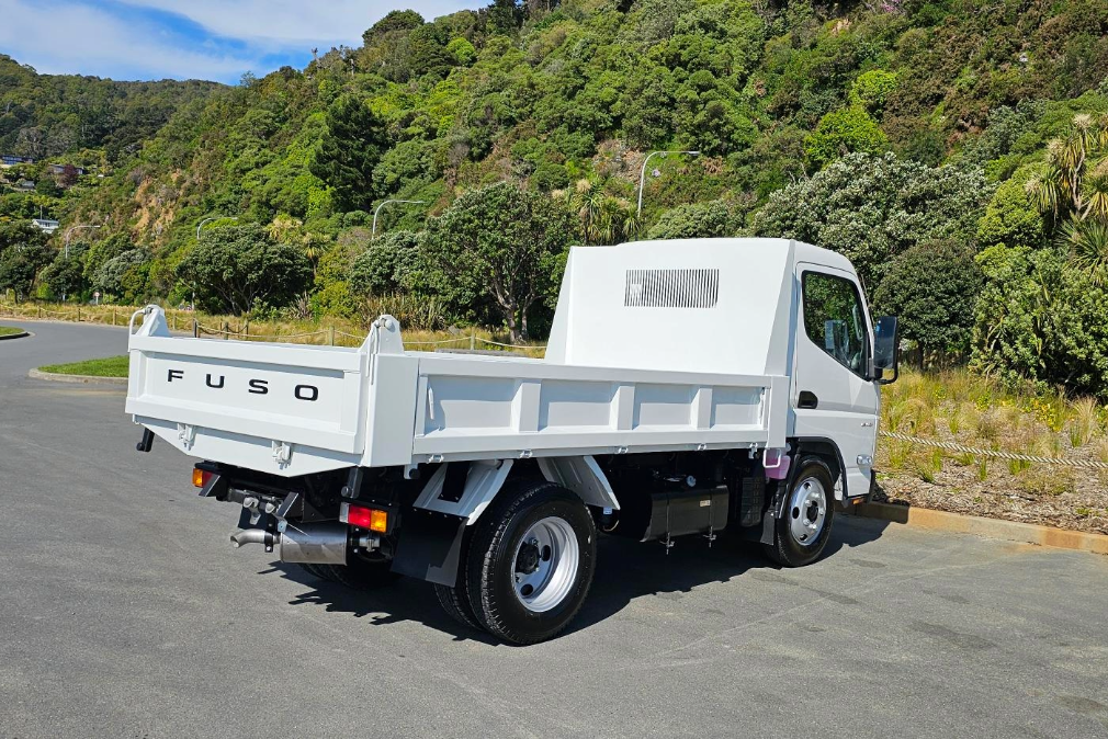 ***ALL NEW*** 2024 FUSO Canter 616T City Tipper Facelift 