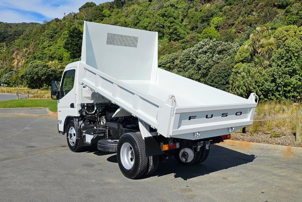 ***ALL NEW*** 2025 FUSO Canter 616T City Tipper Facelift 