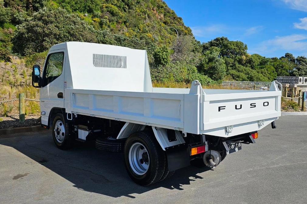 ***ALL NEW*** 2025 FUSO Canter 616T City Tipper Facelift 