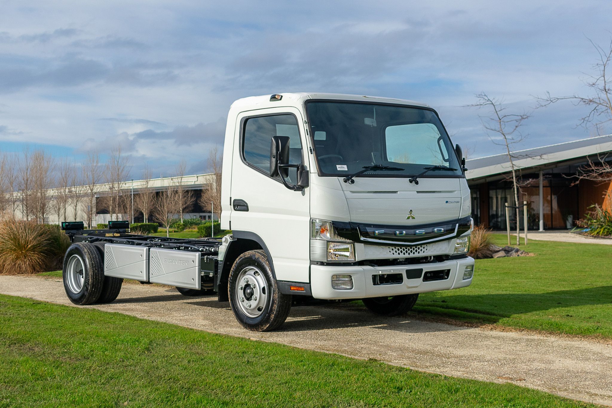 2025 FUSO eCanter 8 Cab & Chassis - 100% Electric 