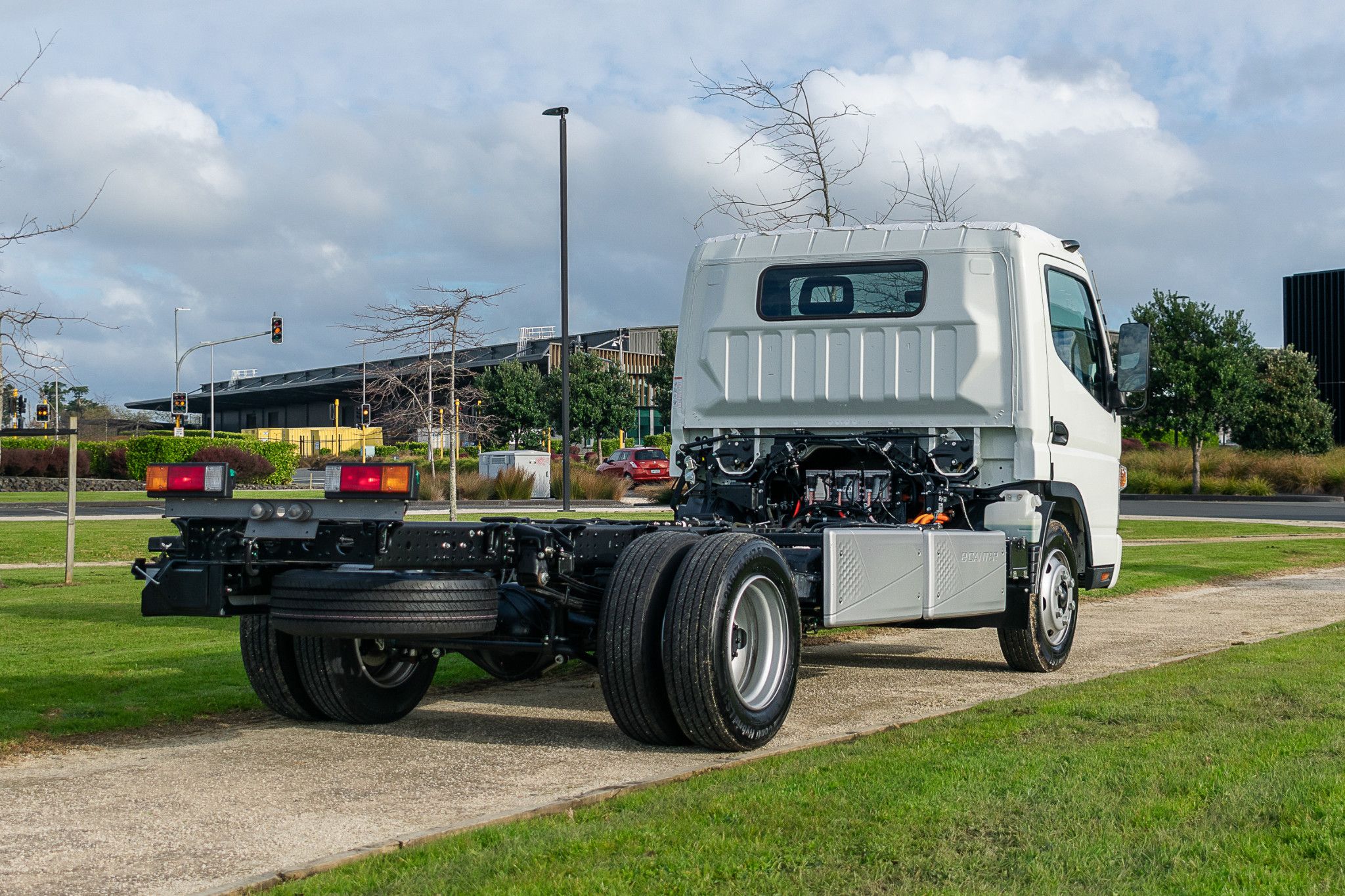 2024 FUSO eCanter 8 Cab & Chassis - 100% Electric 