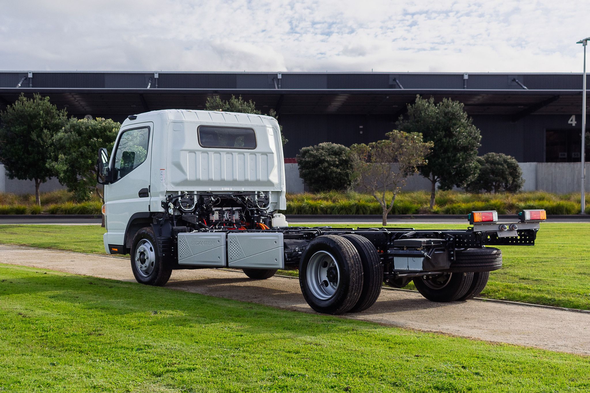 2025 FUSO eCanter 8 Cab & Chassis - 100% Electric 