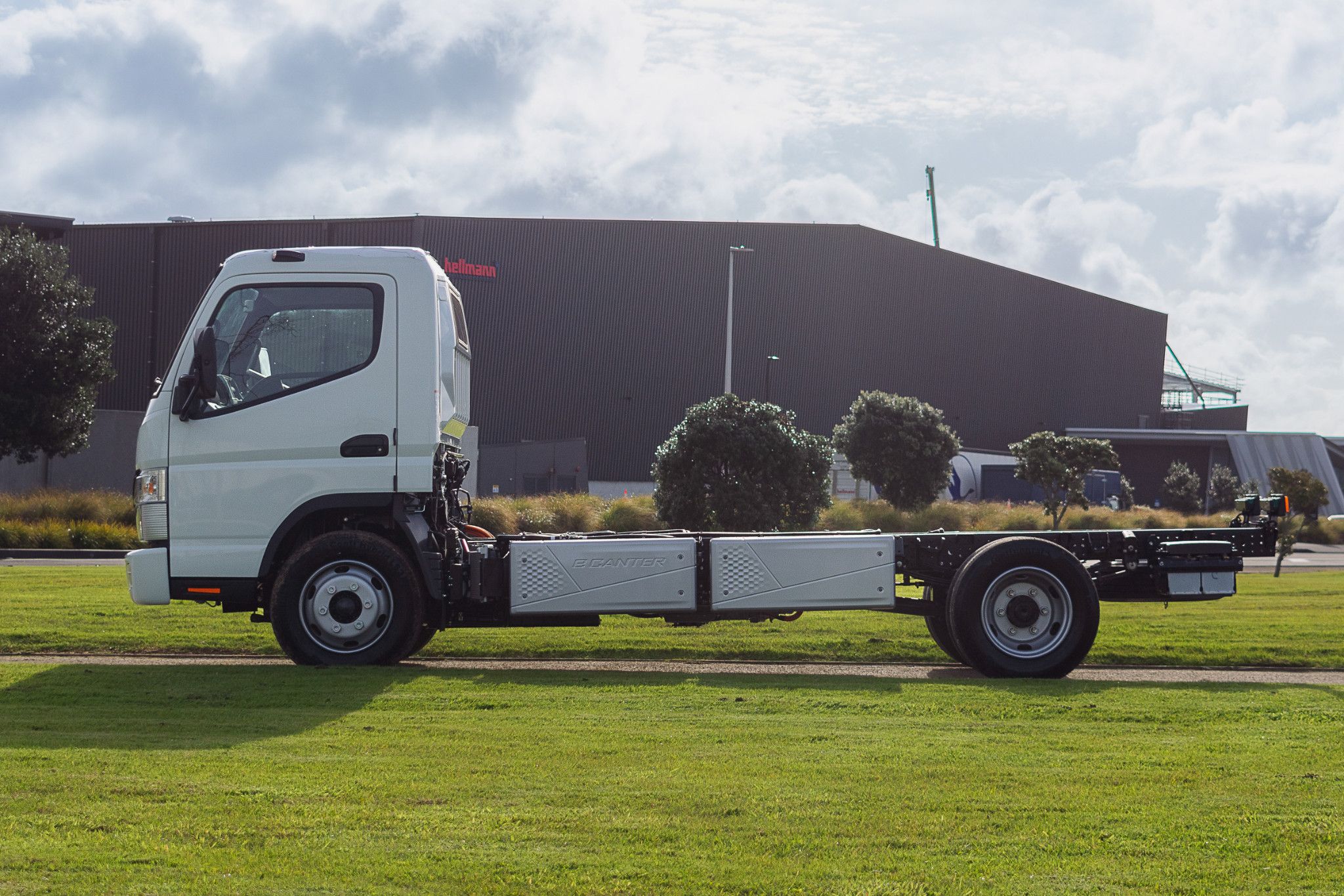 2024 FUSO eCanter 8 Cab & Chassis - 100% Electric 