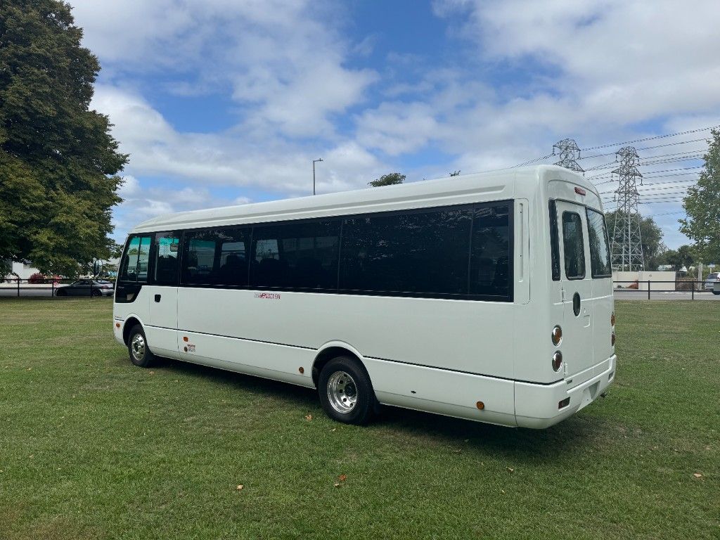 2025 FUSO Rosa Bus Custom 2WD Model