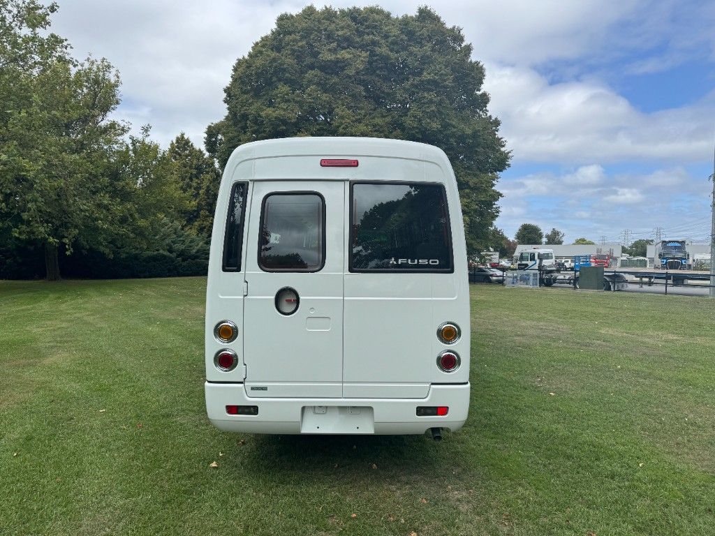 2025 FUSO Rosa Bus Custom 2WD Model