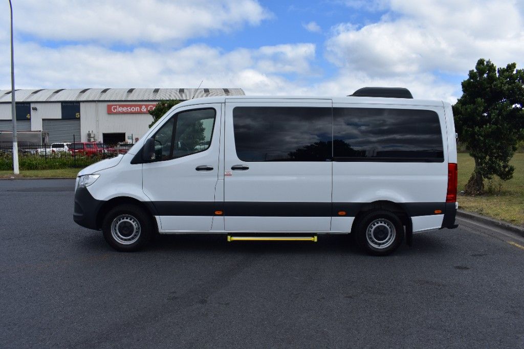 2025 Mercedes-Benz Sprinter 315 MWB RWD Mini-Bus