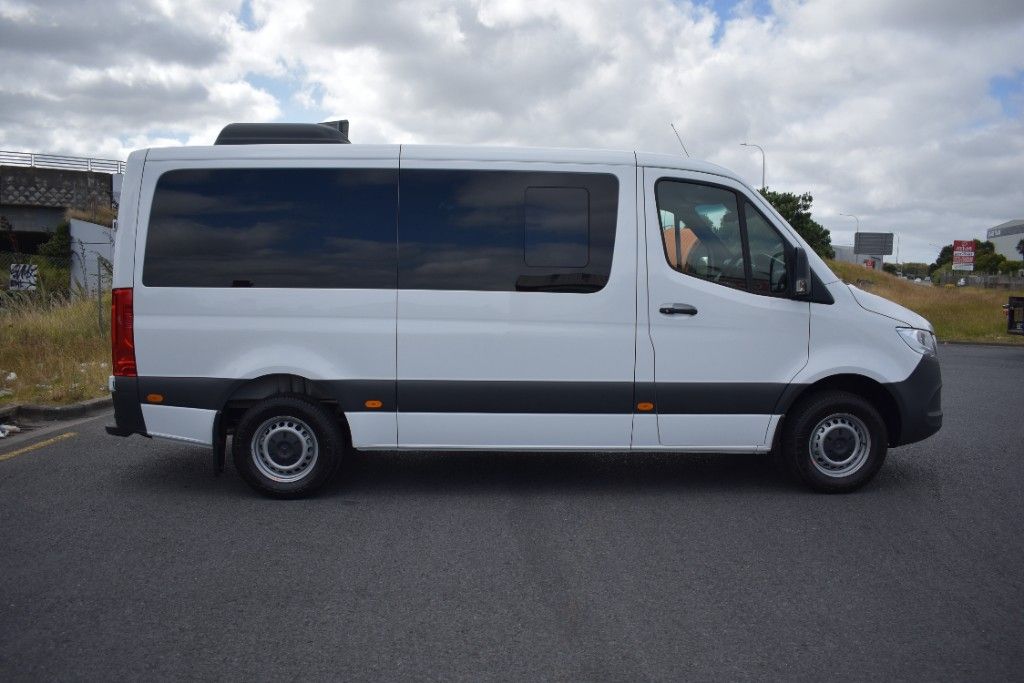 2025 Mercedes-Benz Sprinter 315 MWB RWD Mini-Bus