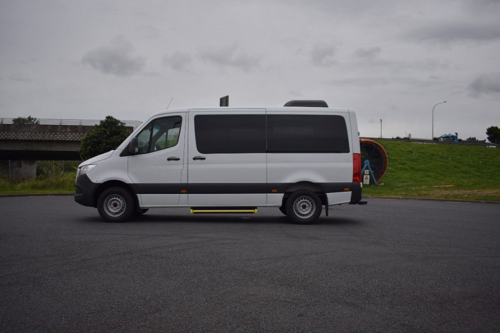 2024 Mercedes-Benz Sprinter 315 MWB Minibus RWD 