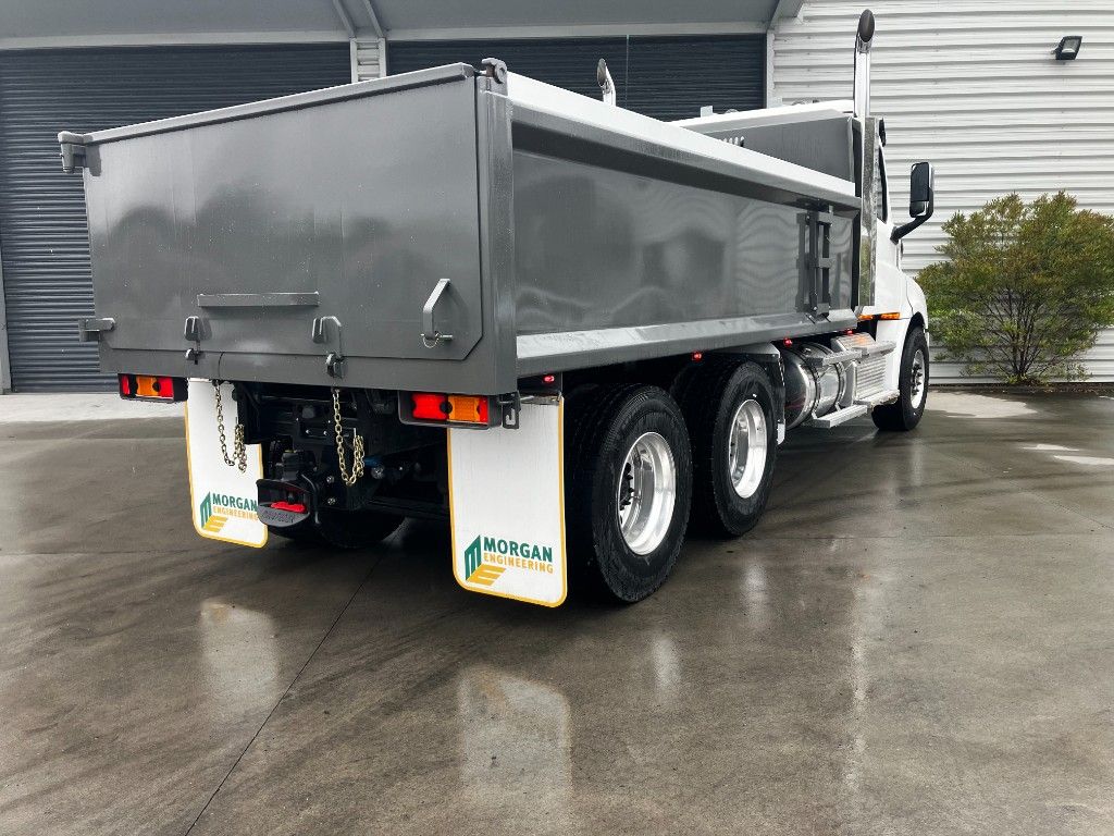 2024 Freightliner Cascadia 126 6x4 Tipper 