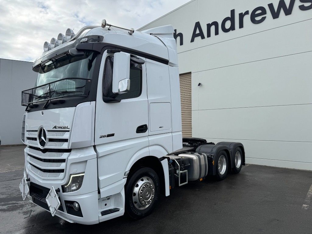 2024 Mercedes-Benz Actros 2663 Stream-Space Cab Tractor Spec