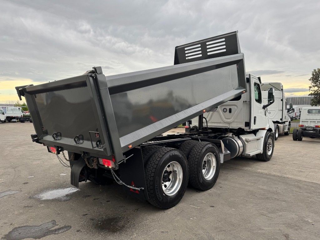 2024 Freightliner Cascadia 116 6x4 Hardox Tipper & Hoist 