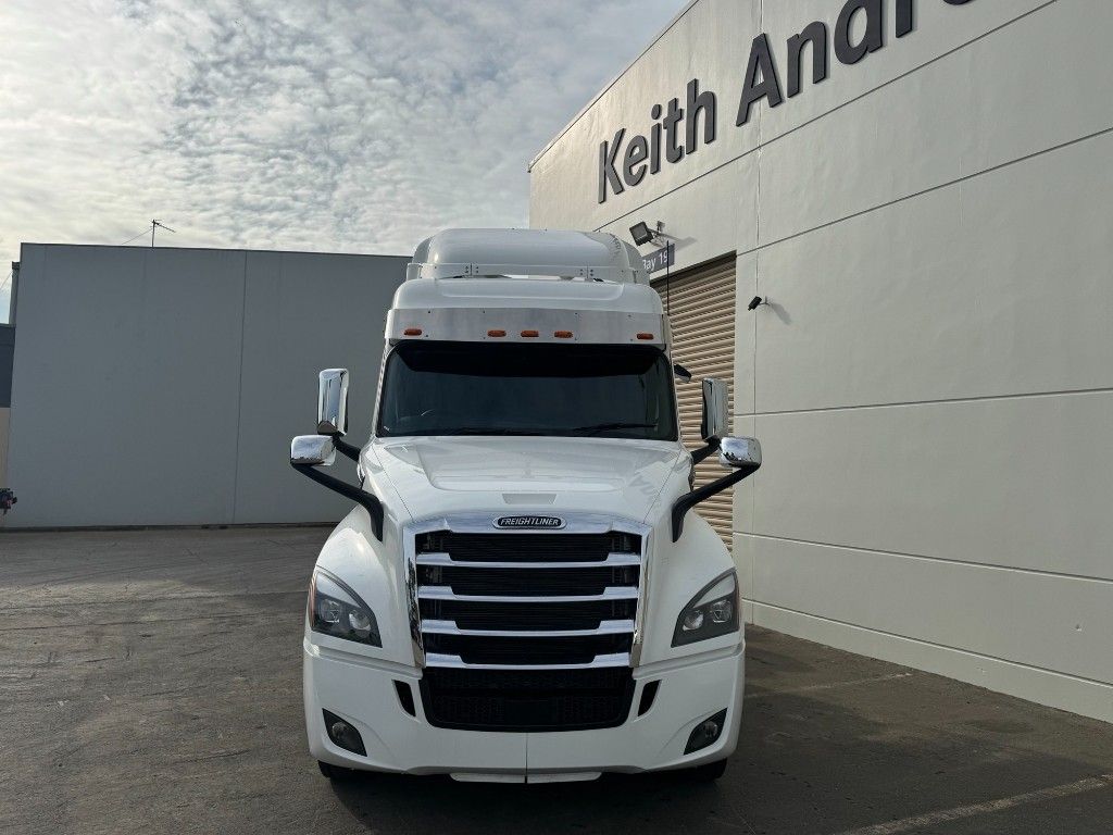 2024 Freightliner Cascadia 126 Tractor Spec 36XT Sleeper Cab 