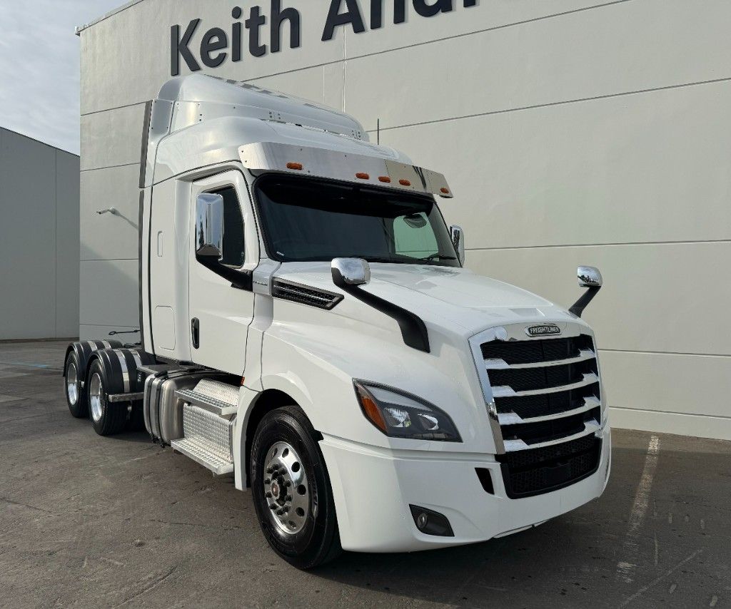 2024 Freightliner Cascadia 126 Tractor Spec 36XT Sleeper Cab 