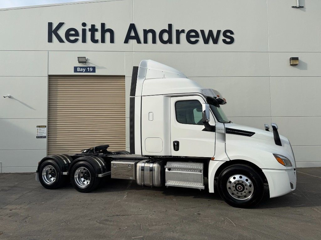 2024 Freightliner Cascadia 126 Tractor Spec 36XT Sleeper Cab 