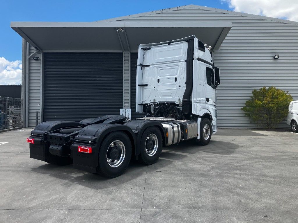 2025 Mercedes-Benz Actros 2663 GigaSpace L-Cab Tractor