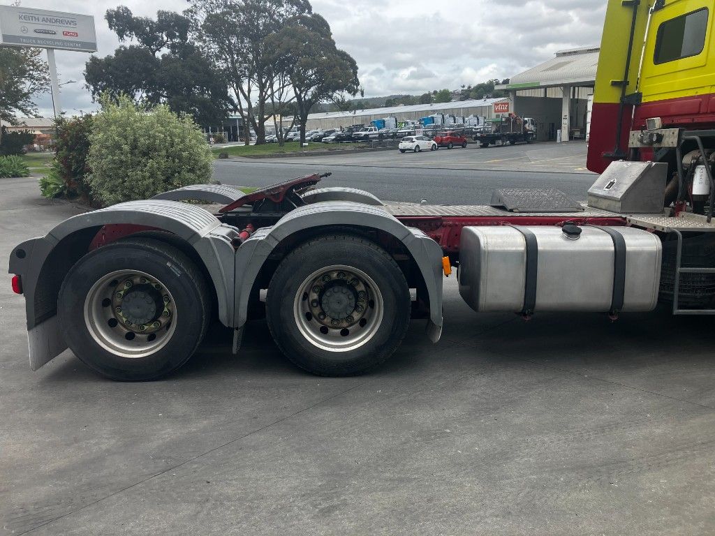 2015 Mercedes-Benz Actros 2651LS Tractor Unit