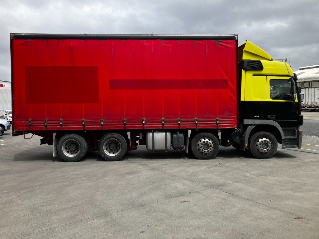 2016 Mercedes-Benz Actros 3251L/52 Curtainsider