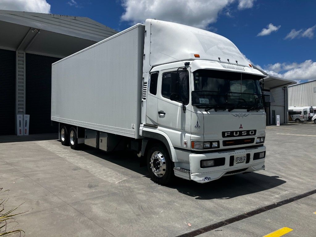 2007 Mitsubishi FUSO Shogun FP370G6 Furniture Mover