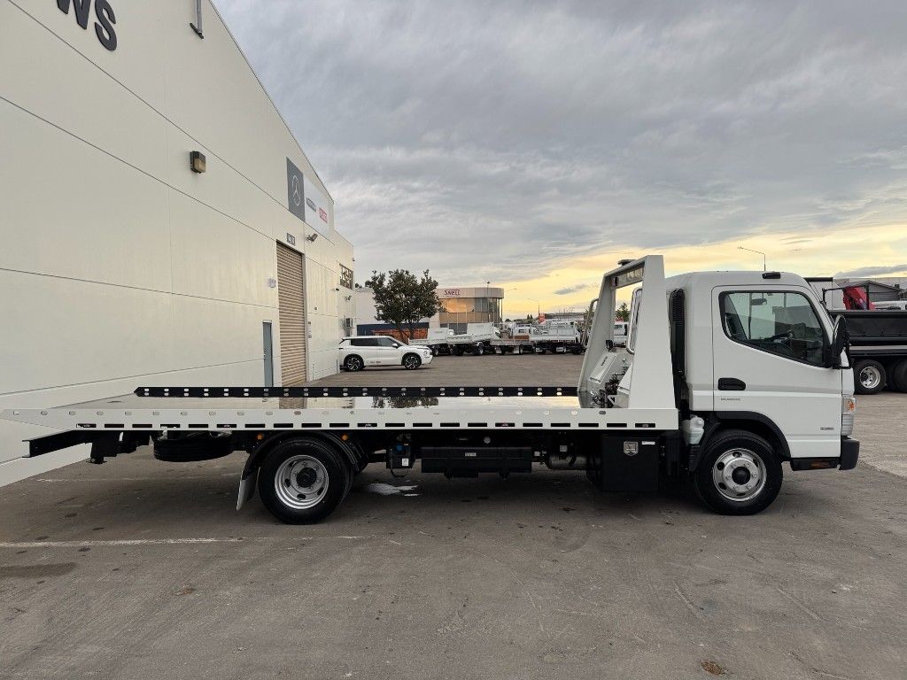 2024 FUSO Canter 918G LWB Flatdeck with Tilt Tray