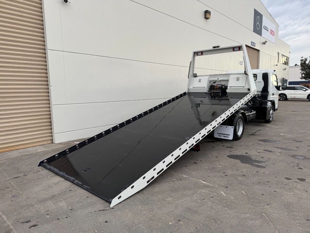 2024 FUSO Canter 918G LWB Flatdeck with Tilt Tray