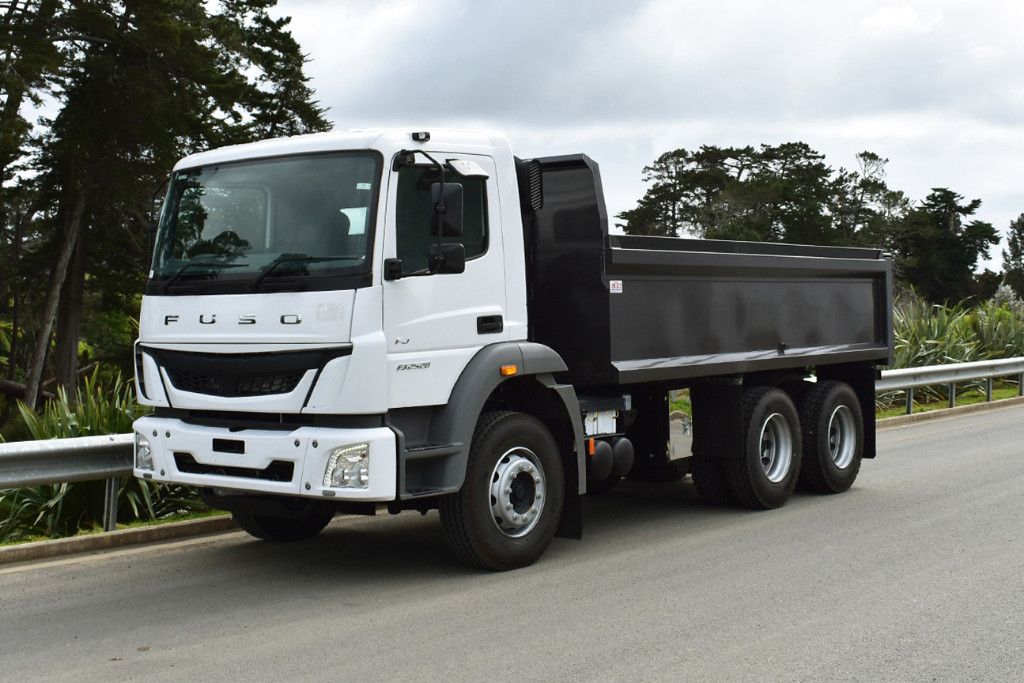 PRE REG 2025 FUSO Enduro FJ2528K Tipper 