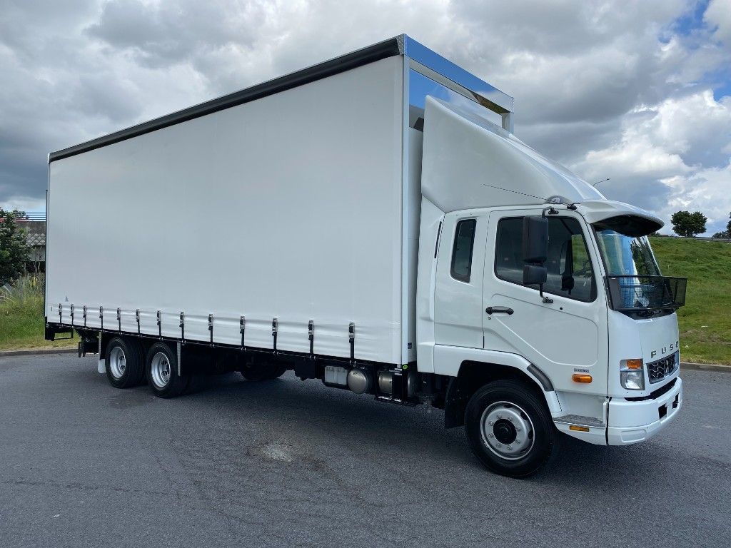 2024 FUSO Fighter FU1828M Curtain Sider