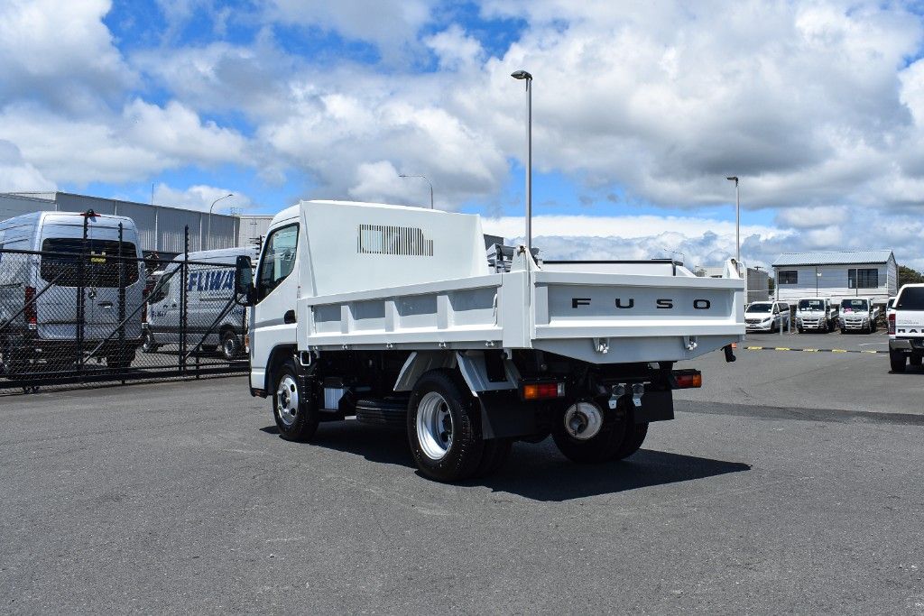 PRE-REG 2024 FUSO Canter 616T City Tipper ***ON SALE NOW!***