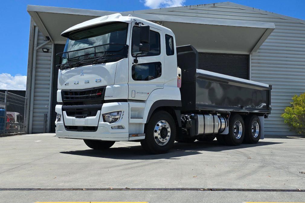 *** READY TO GO *** 2025 FUSO Shogun FV2651 Hardox Tipper