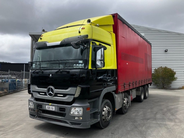 2016 Mercedes-Benz Actros 3251L/52 Curtainsider